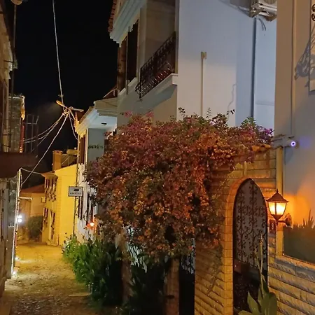 Cunda Palace Otel Ayvalı